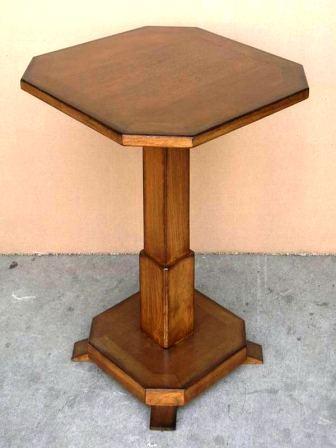 AD Pedestal Oak Table