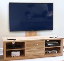  Moben Oak Mounted Widescreen Television Cabinet